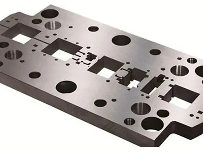 機械加工技術が部品加工に与える影響要因